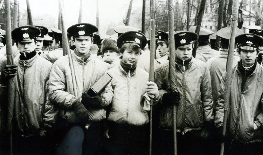 Перед Демонстрацией 7 ноября 1978 г. Фото из архива колледжа.
